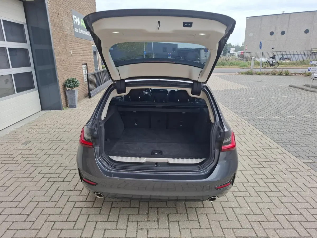 330e Business Edition Plus trekhaak