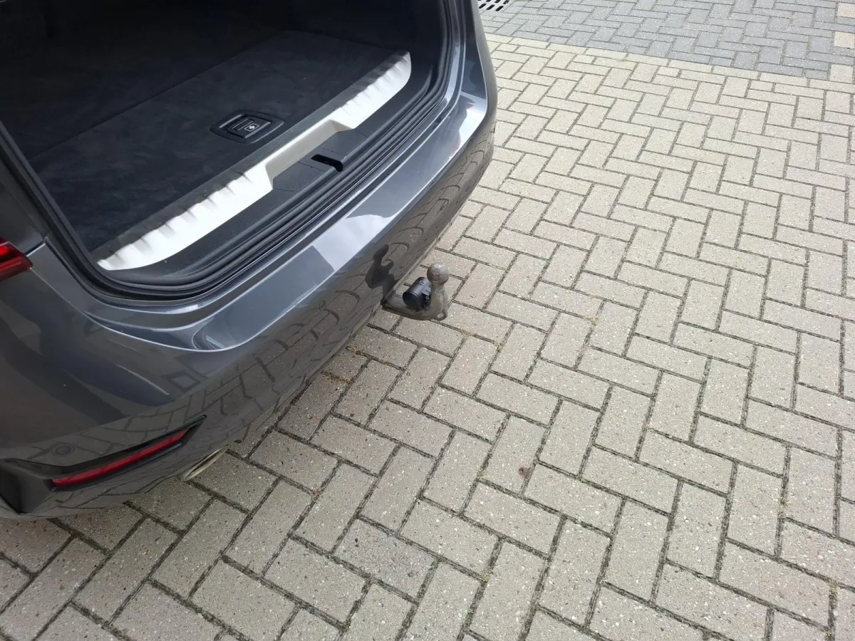 330e Business Edition Plus trekhaak