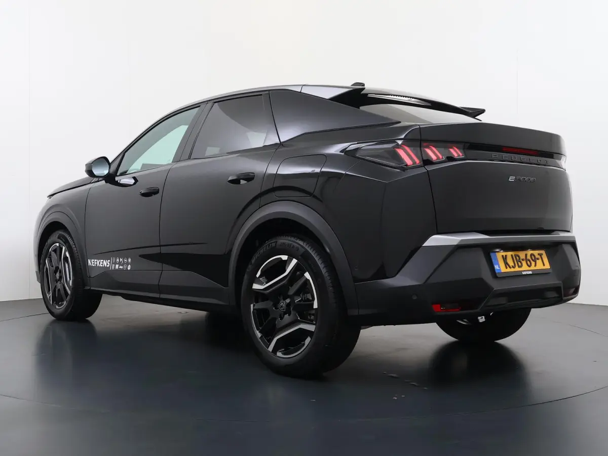 SUV Allure Avantage 73 kWh 210pk | DEMO | Navigatie | 360 graden camera | Adaptive cruise control | Stoelverwarming | Warmtepomp | 19" lichtmetalen velgen