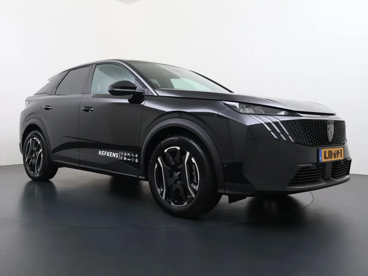 SUV Allure Avantage 73 kWh 210pk | DEMO | Navigatie | 360 graden camera | Adaptive cruise control | Stoelverwarming | Warmtepomp | 19" lichtmetalen velgen