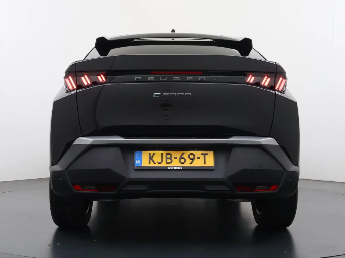 SUV Allure Avantage 73 kWh 210pk | DEMO | Navigatie | 360 graden camera | Adaptive cruise control | Stoelverwarming | Warmtepomp | 19" lichtmetalen velgen