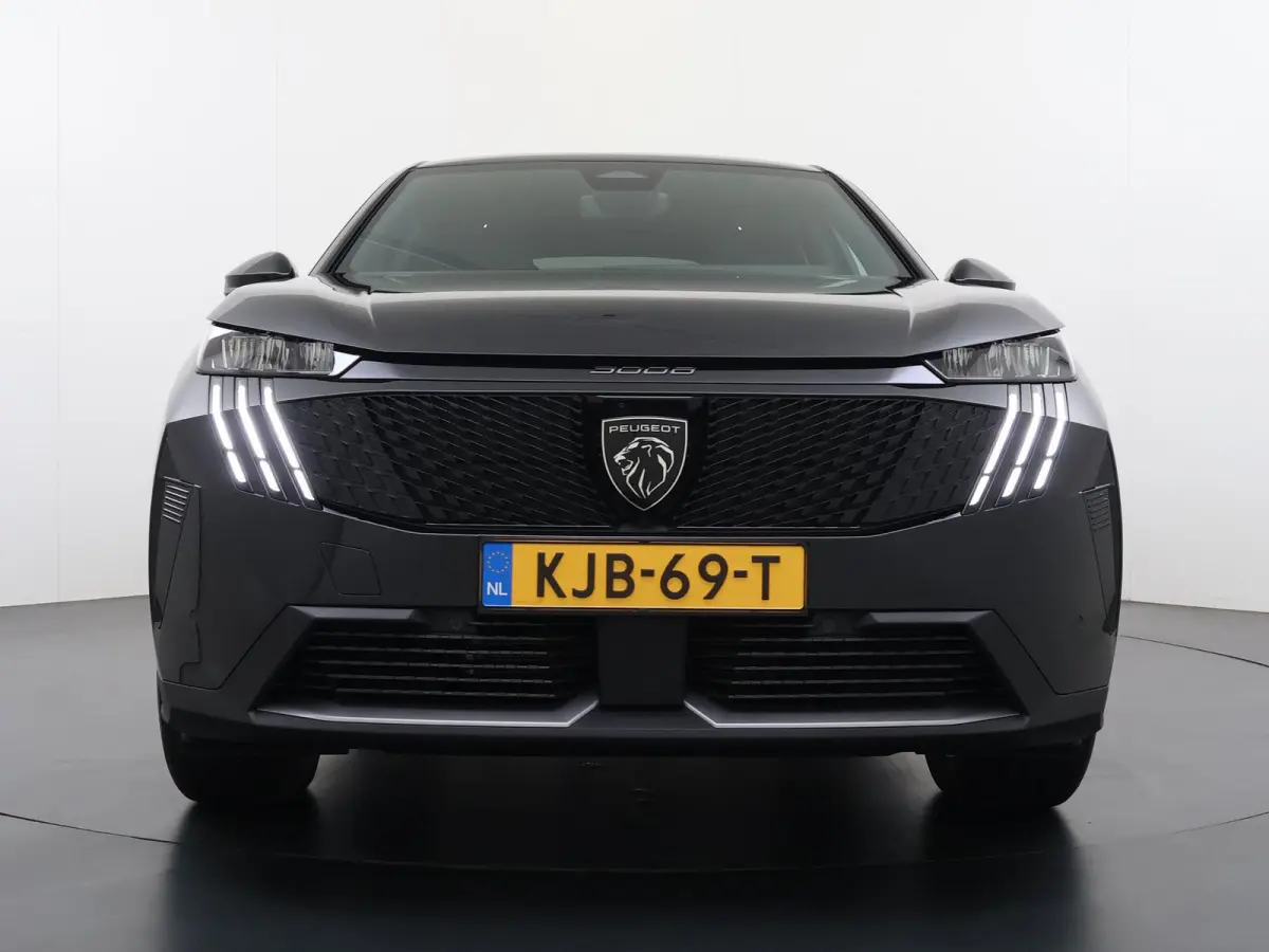 SUV Allure Avantage 73 kWh 210pk | DEMO | Navigatie | 360 graden camera | Adaptive cruise control | Stoelverwarming | Warmtepomp | 19" lichtmetalen velgen