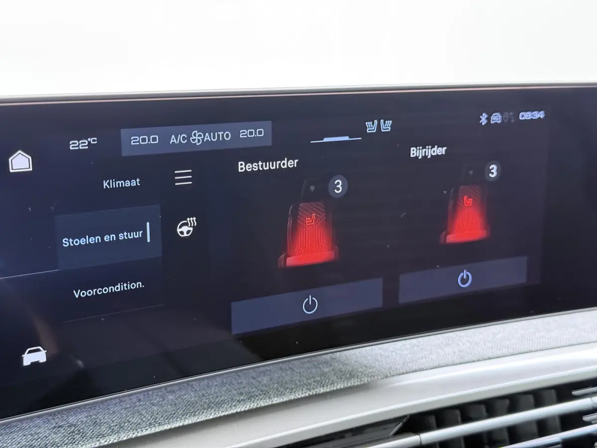 SUV Allure Avantage 73 kWh 210pk | DEMO | Navigatie | 360 graden camera | Adaptive cruise control | Stoelverwarming | Warmtepomp | 19" lichtmetalen velgen