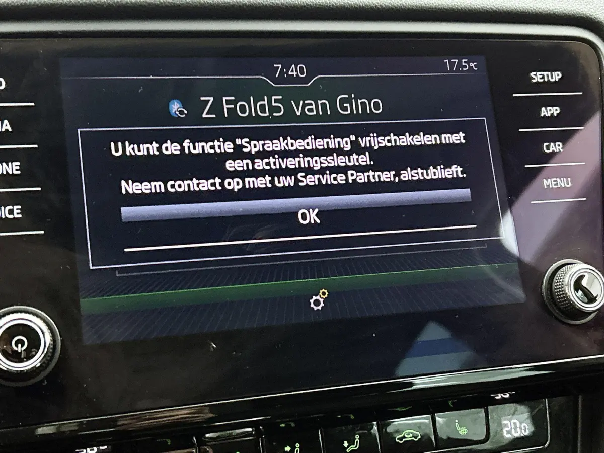 1.5 TSI Greentech Business Edition Plus | AUTOMAAT | ACHTERUITRIJCAMERA | STOELVERWARMING | APPLE CARPLAY - ANDROID AUTO | CLIMATE CONTROL | CRUISE CONTROL | ELEKTRISCHE KOFFERKLEP |