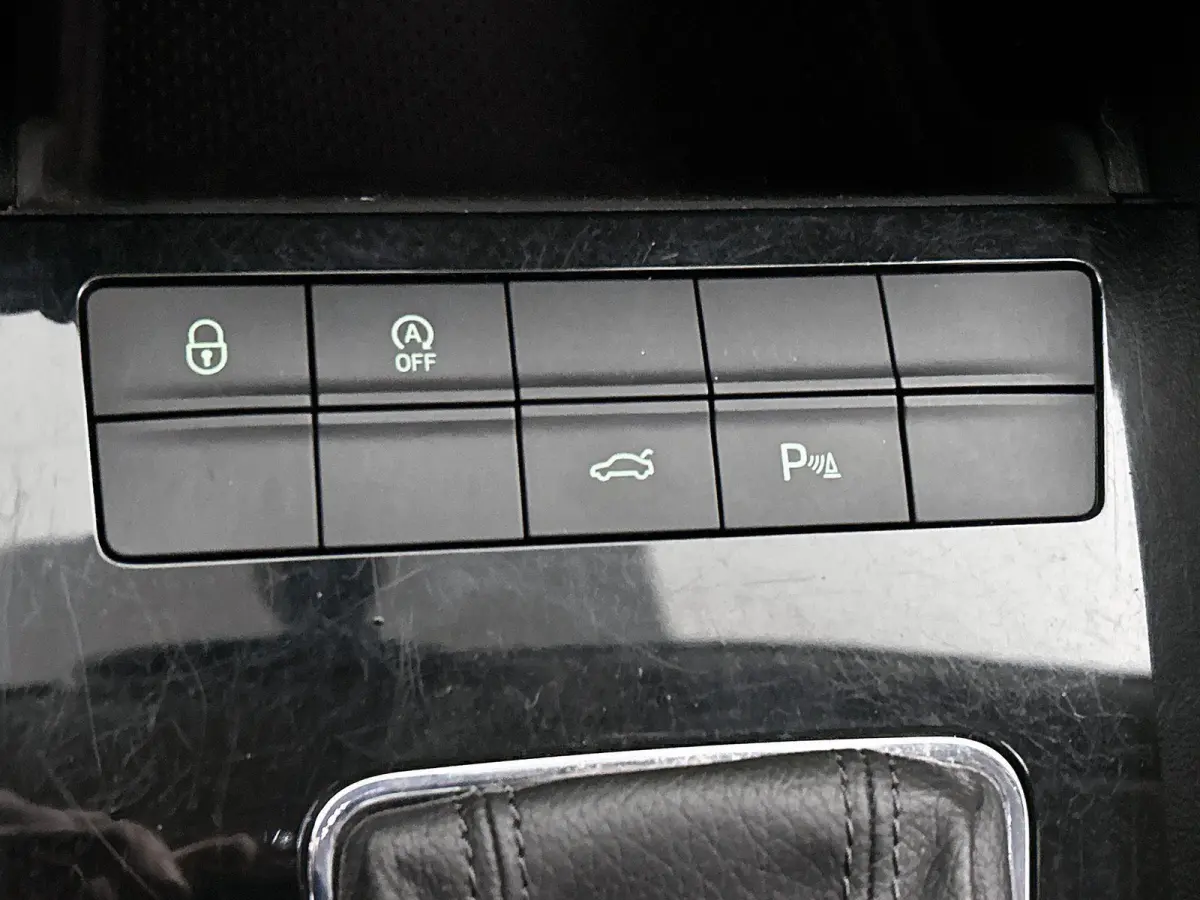1.5 TSI Greentech Business Edition Plus | AUTOMAAT | ACHTERUITRIJCAMERA | STOELVERWARMING | APPLE CARPLAY - ANDROID AUTO | CLIMATE CONTROL | CRUISE CONTROL | ELEKTRISCHE KOFFERKLEP |