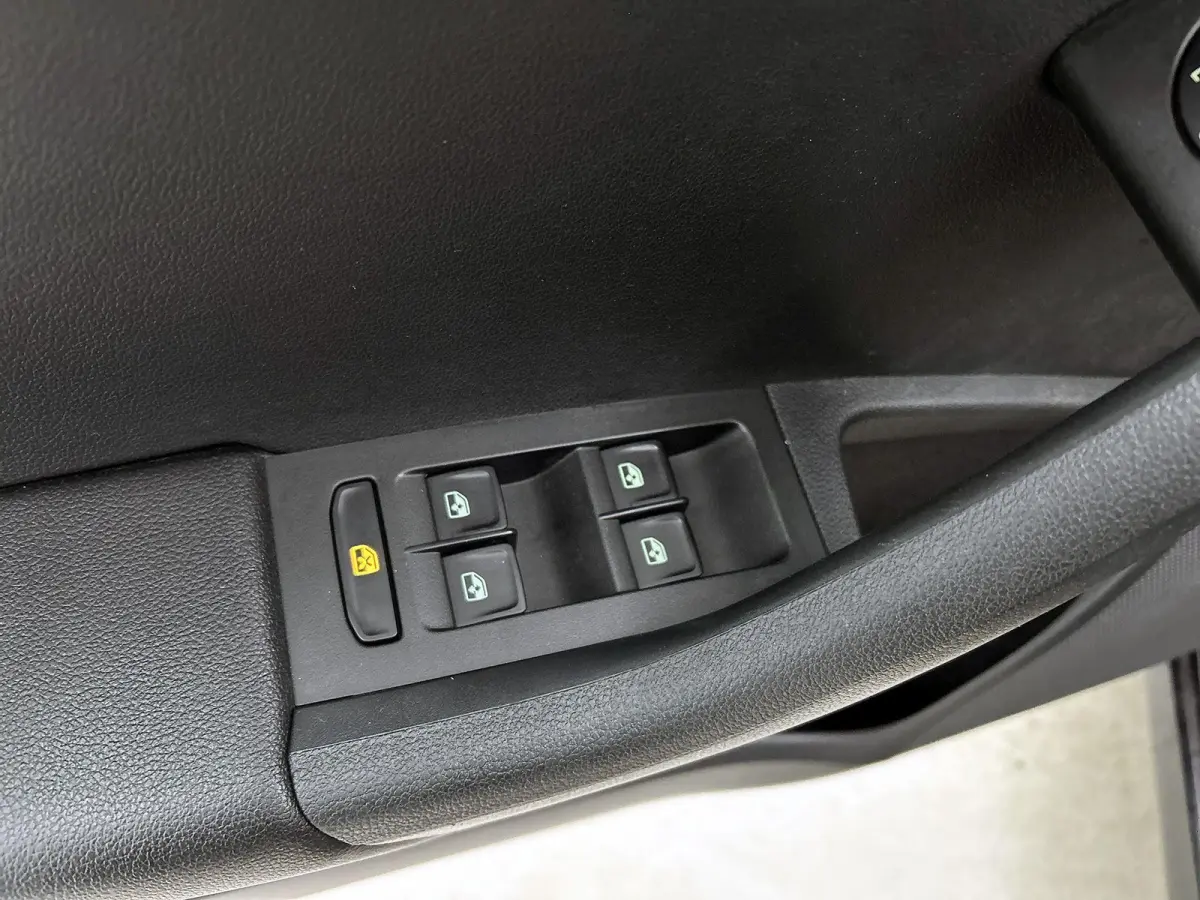 1.5 TSI Greentech Business Edition Plus | AUTOMAAT | ACHTERUITRIJCAMERA | STOELVERWARMING | APPLE CARPLAY - ANDROID AUTO | CLIMATE CONTROL | CRUISE CONTROL | ELEKTRISCHE KOFFERKLEP |