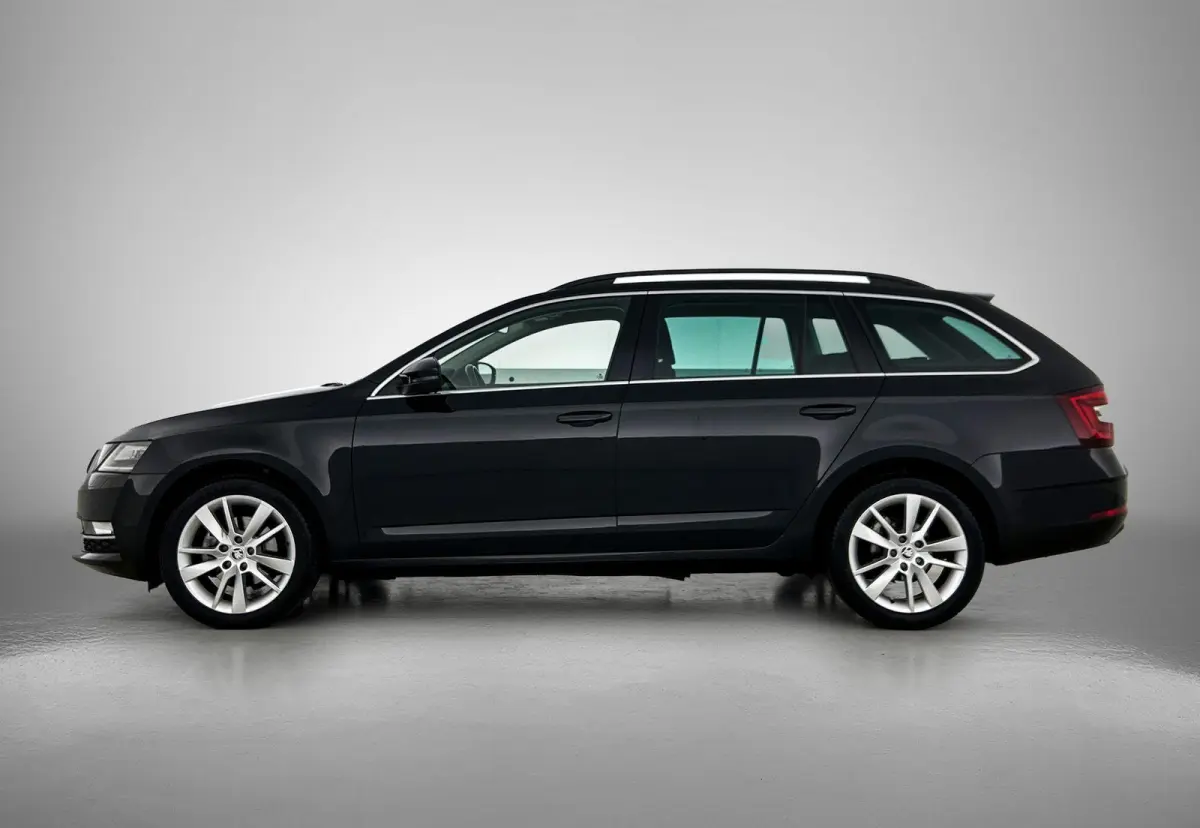1.5 TSI Greentech Business Edition Plus | AUTOMAAT | ACHTERUITRIJCAMERA | STOELVERWARMING | APPLE CARPLAY - ANDROID AUTO | CLIMATE CONTROL | CRUISE CONTROL | ELEKTRISCHE KOFFERKLEP |