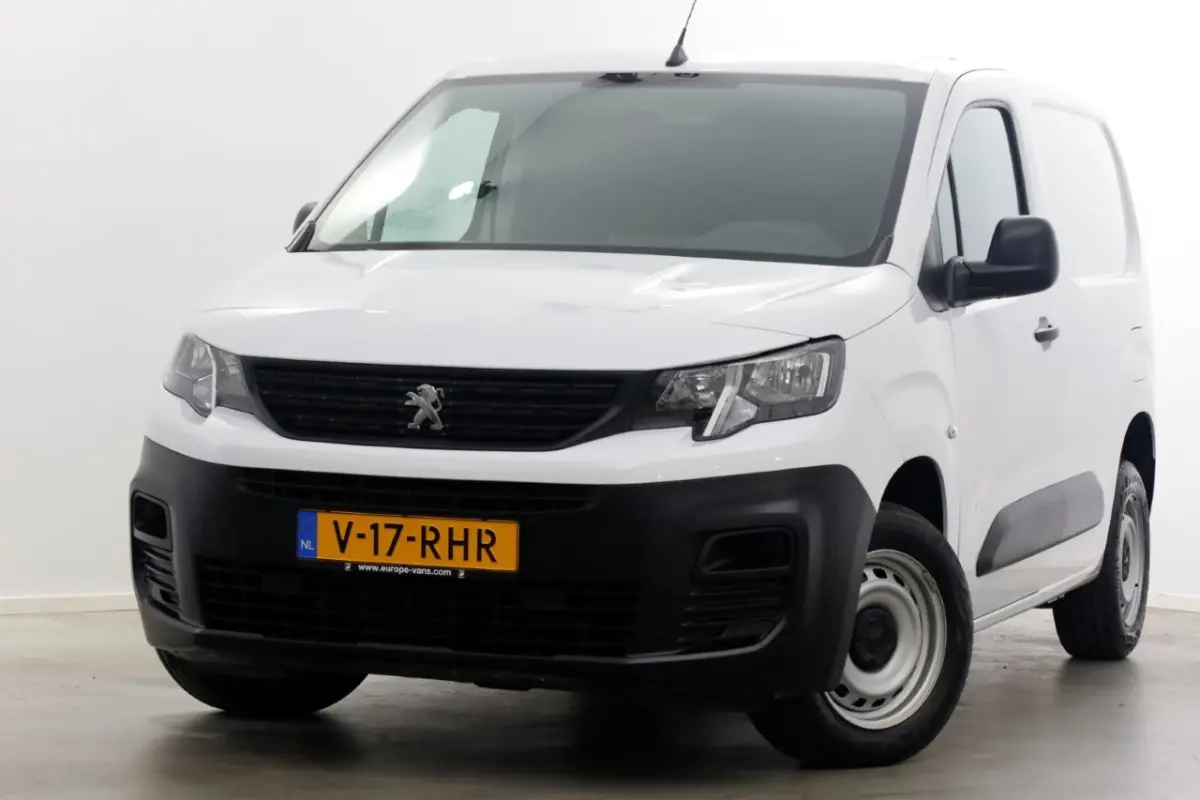 Peugeot Partner 2023 Benzine Handgeschakeld leasen