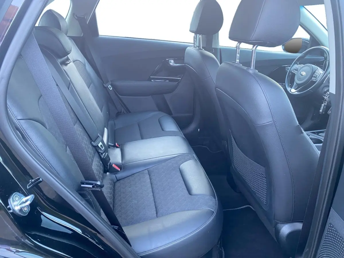 1.6 GDi Hybrid DynamicLine | Climate control | Cruise control | Navigatie | Trekhaak | Parkeercamera |