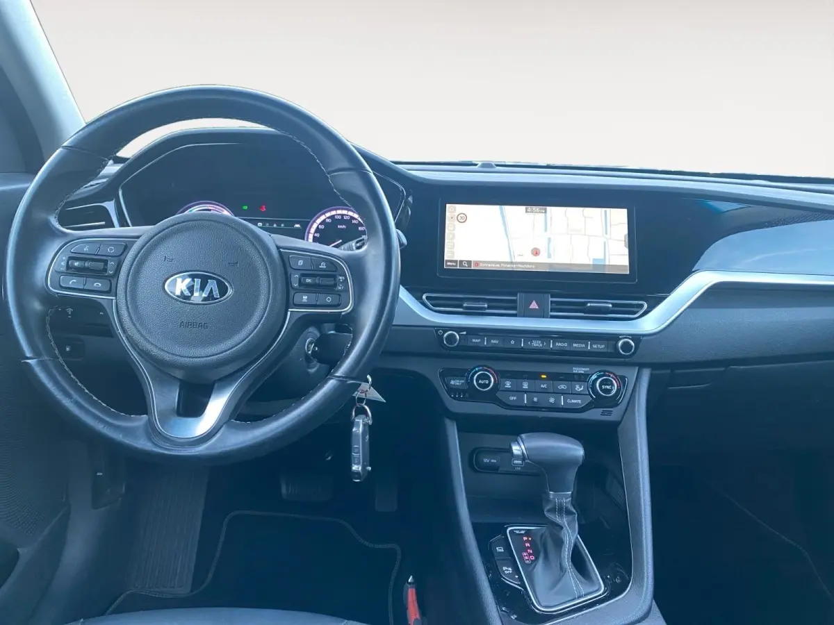 1.6 GDi Hybrid DynamicLine | Climate control | Cruise control | Navigatie | Trekhaak | Parkeercamera |
