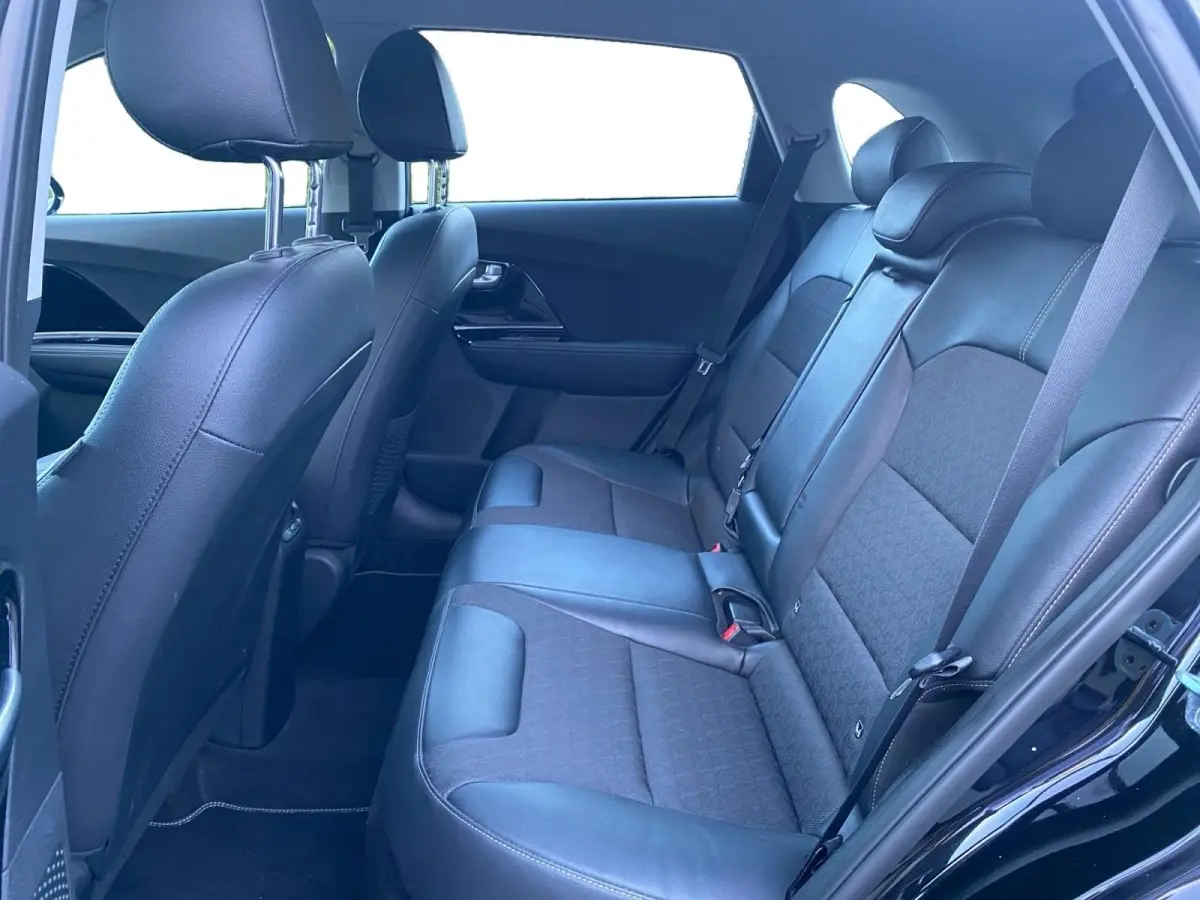 1.6 GDi Hybrid DynamicLine | Climate control | Cruise control | Navigatie | Trekhaak | Parkeercamera |