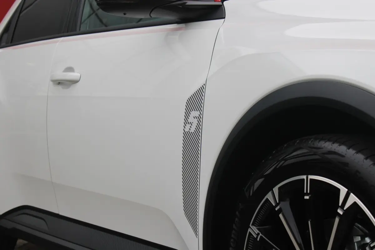 COMFORT RANGE ICONIC CINQ 52 kWh *NIEUWE AUTO!* | PACK WINTER: (ELEKTRISCH VERWARMBARE VOORSTOELEN/ELEKTRISCH VERWARMBAAR STUURWIEL, BESTUURDERSSTOEL MET ELEKTRISCH VERSTELBARE LENDESTEUN, I