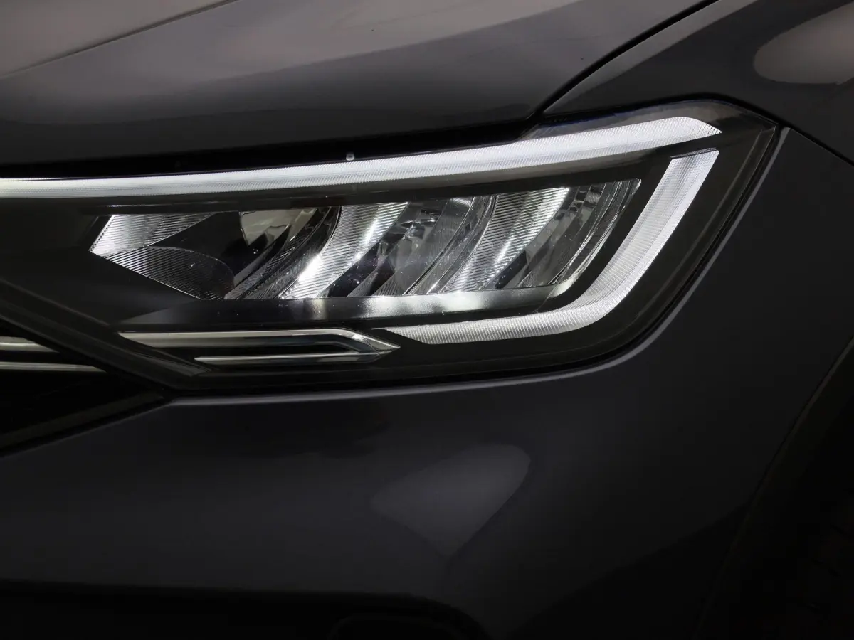 1.0 TSI Life | 110 PK | Automaat | Apple Carplay | Android Auto | Airco | Cruise Control |