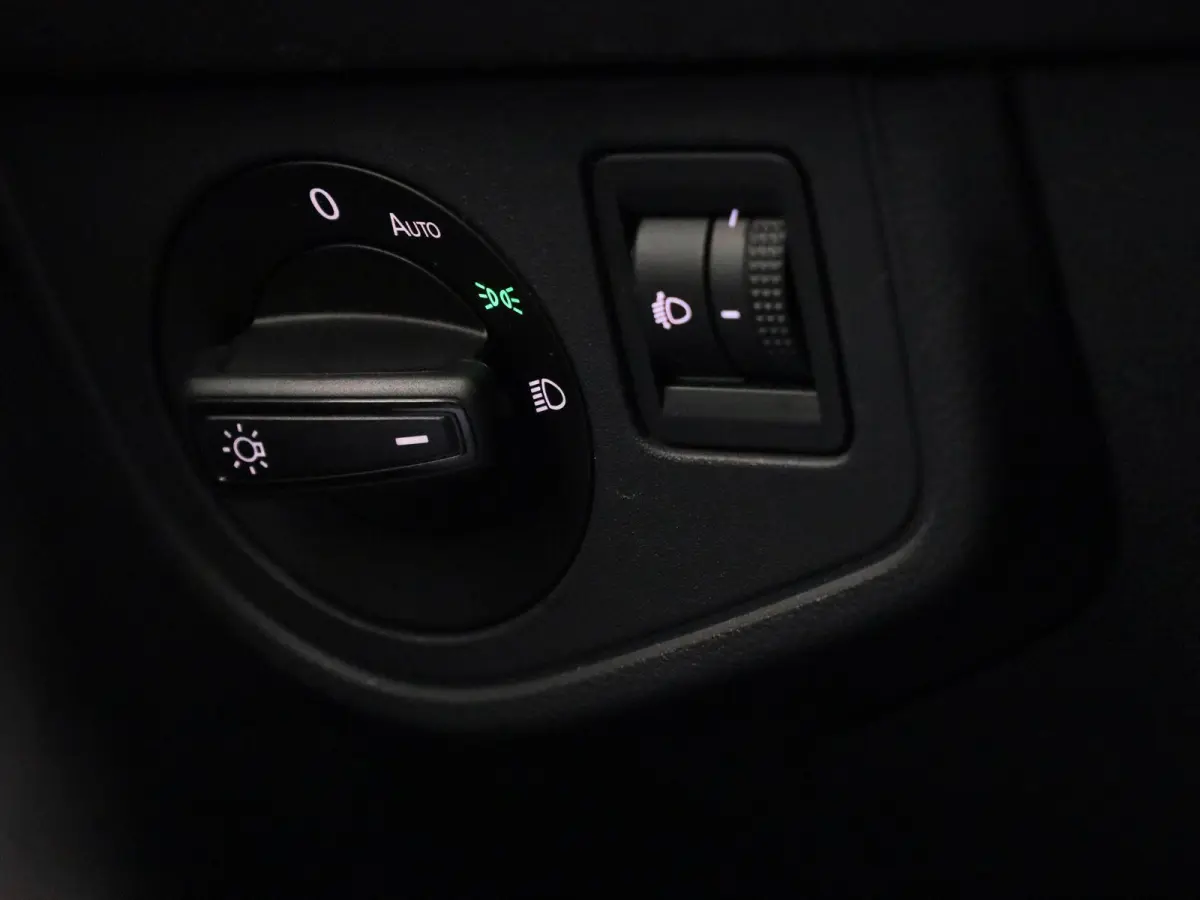1.0 TSI Life | 110 PK | Automaat | Apple Carplay | Android Auto | Airco | Cruise Control |