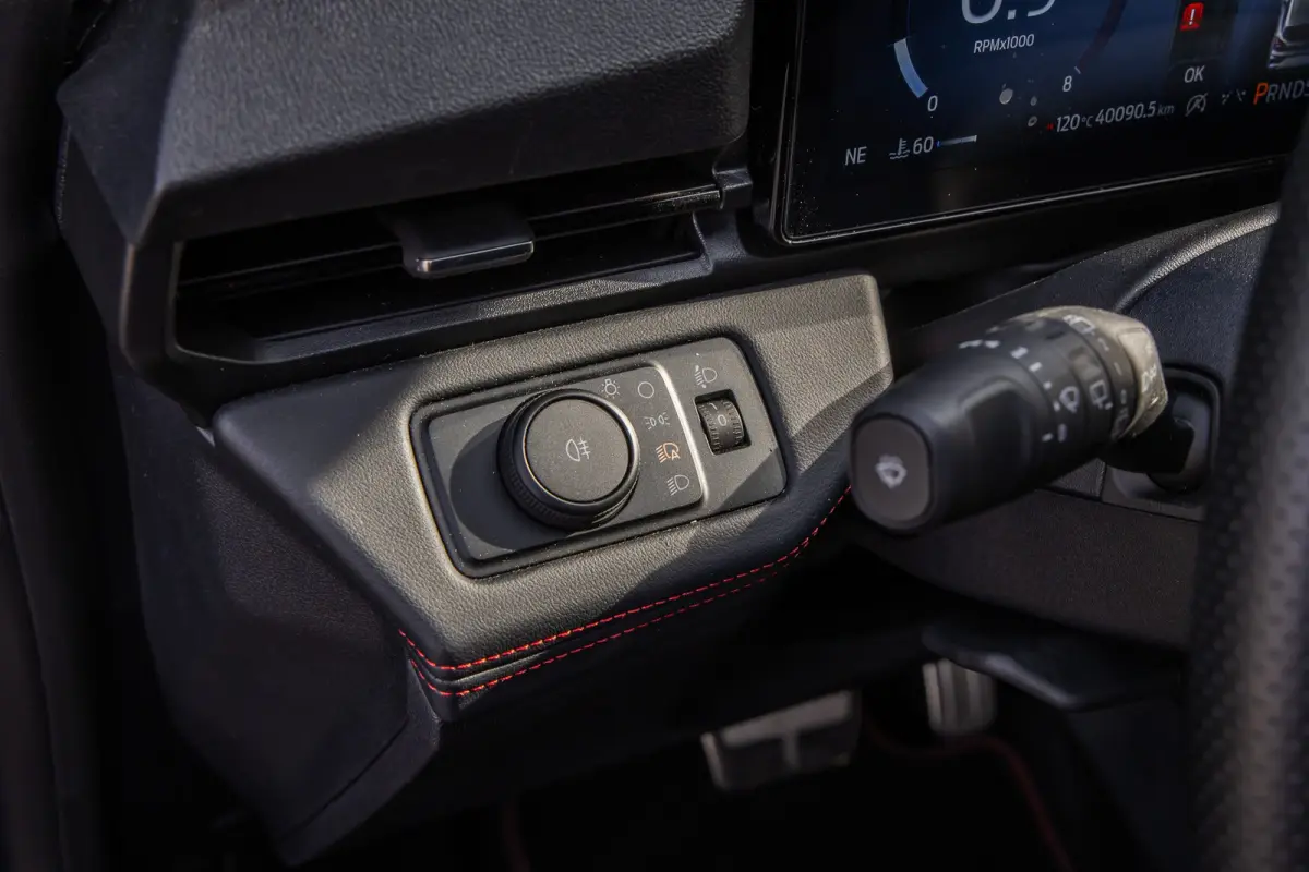 1.0 EcoBoost ST-Line | Achteruitrijcamera | Winterpack | Parkeersensor achter | Lane Keeping | Apple Carplay/Android Auto | Achteruitrijcamera | Apple Carplay/Android Auto|telefoonintegratie
