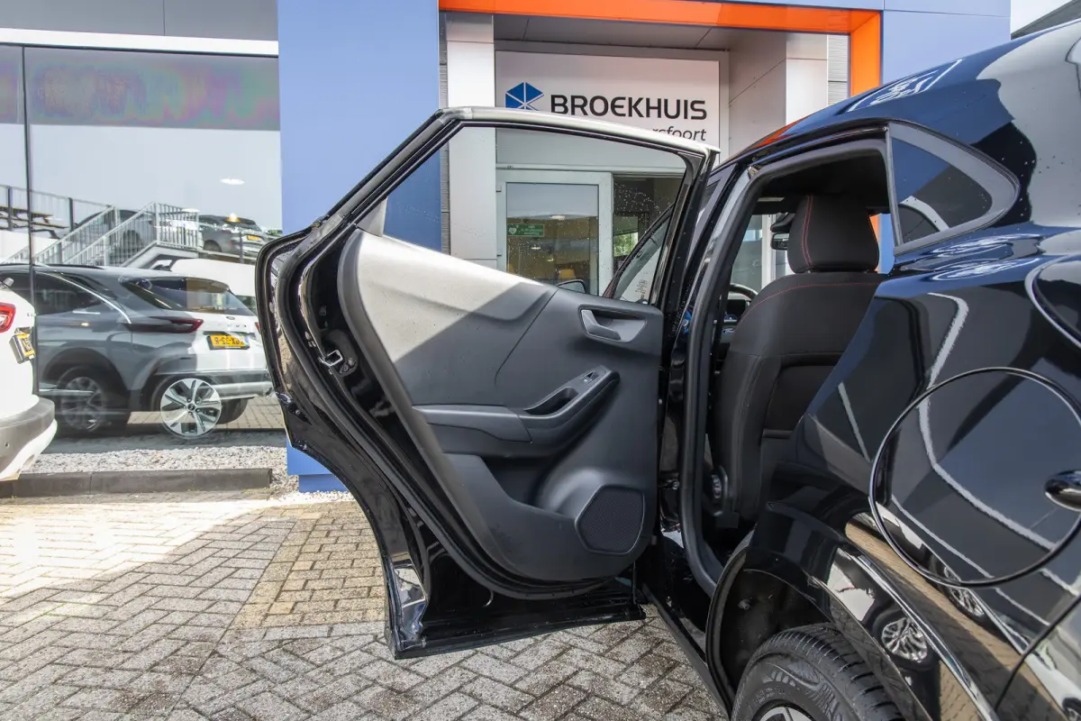 1.0 EcoBoost ST-Line | Achteruitrijcamera | Winterpack | Parkeersensor achter | Lane Keeping | Apple Carplay/Android Auto | Achteruitrijcamera | Apple Carplay/Android Auto|telefoonintegratie