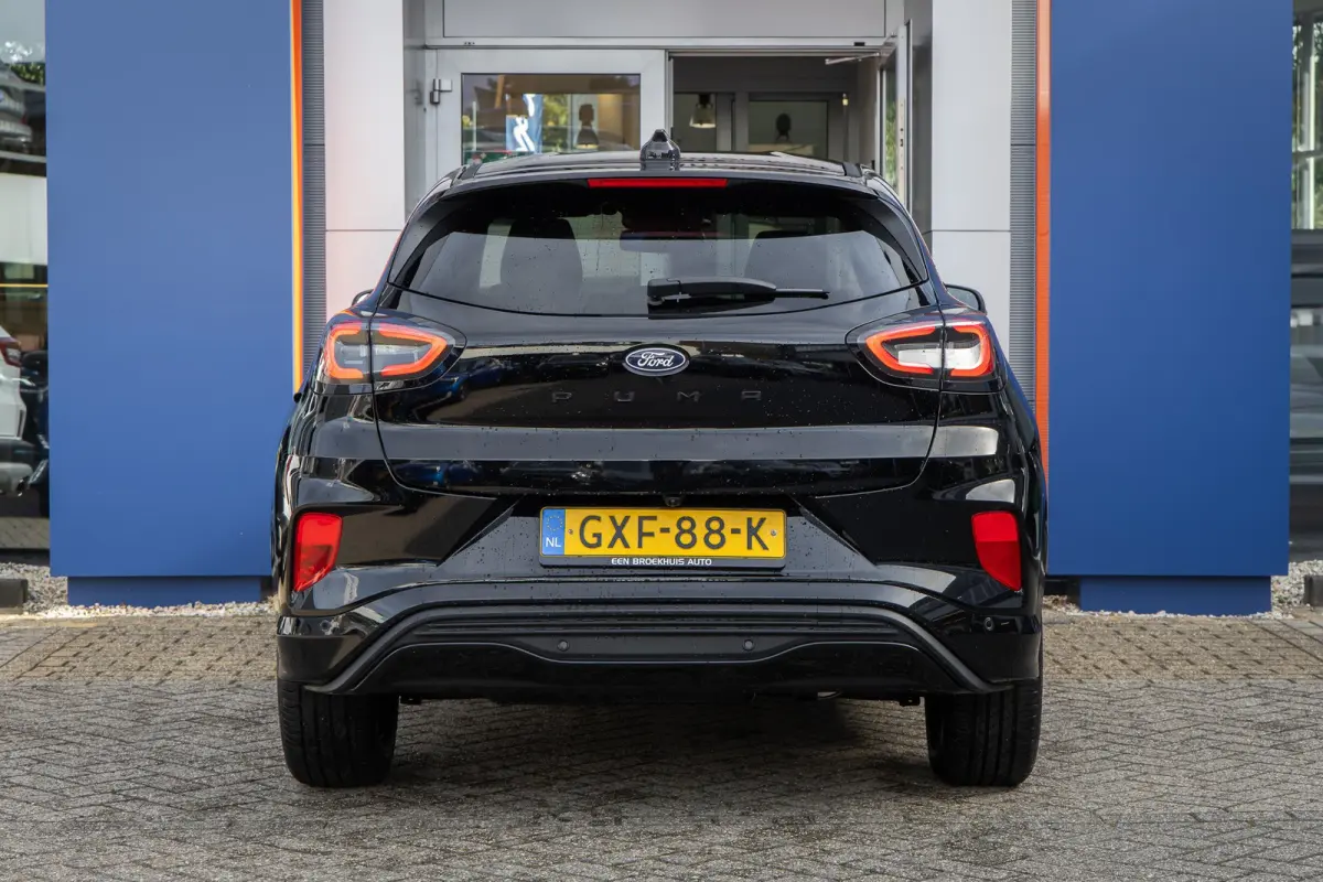 1.0 EcoBoost ST-Line | Achteruitrijcamera | Winterpack | Parkeersensor achter | Lane Keeping | Apple Carplay/Android Auto | Achteruitrijcamera | Apple Carplay/Android Auto|telefoonintegratie