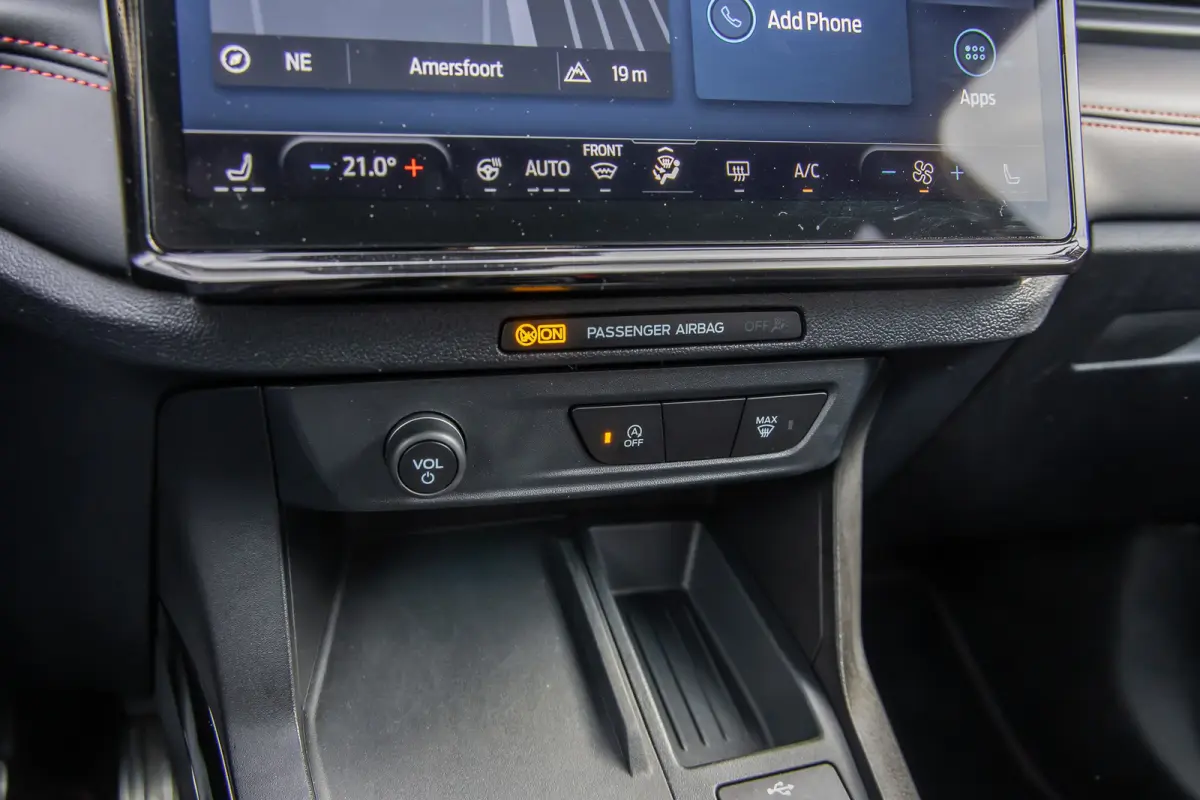 1.0 EcoBoost ST-Line | Achteruitrijcamera | Winterpack | Parkeersensor achter | Lane Keeping | Apple Carplay/Android Auto | Achteruitrijcamera | Apple Carplay/Android Auto|telefoonintegratie