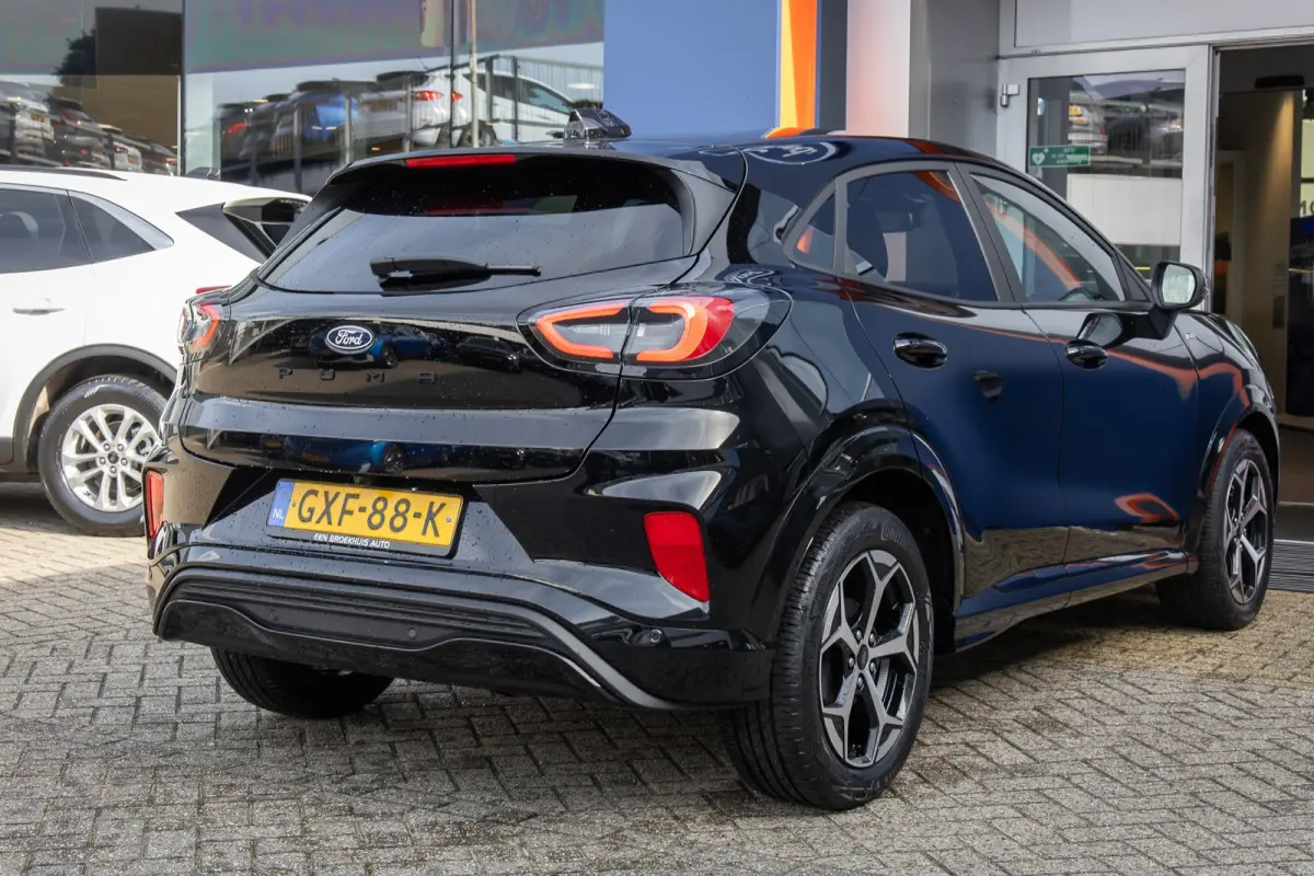 1.0 EcoBoost ST-Line | Achteruitrijcamera | Winterpack | Parkeersensor achter | Lane Keeping | Apple Carplay/Android Auto | Achteruitrijcamera | Apple Carplay/Android Auto|telefoonintegratie