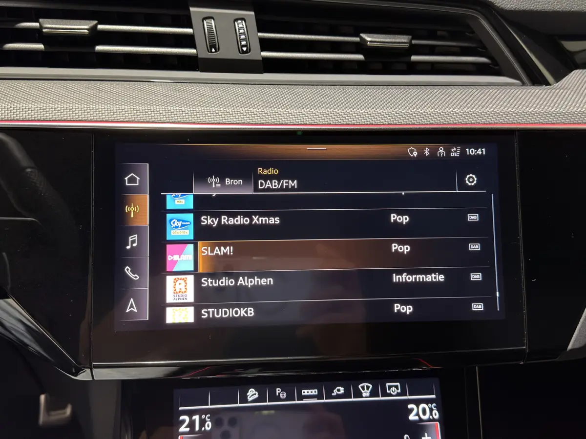 55 quattro S Edition 115 kWh | 22kW lader | Panoramadak | Keyless | Matrix LED
