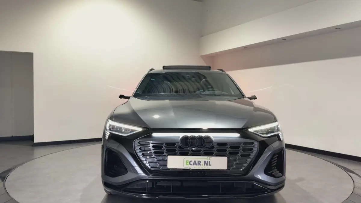 55 quattro S Edition 115 kWh | 22kW lader | Panoramadak | Keyless | Matrix LED