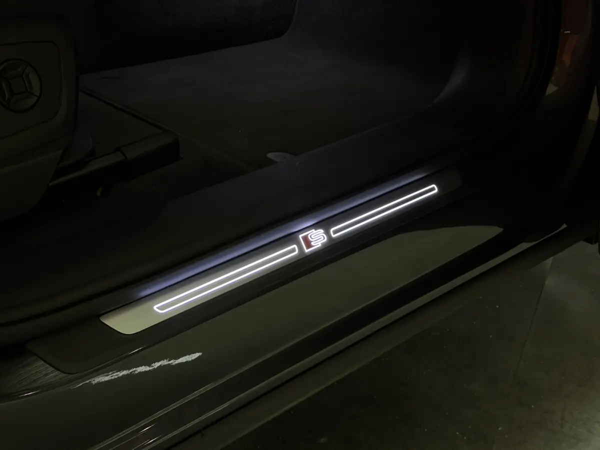 55 quattro S Edition 115 kWh | 22kW lader | Panoramadak | Keyless | Matrix LED