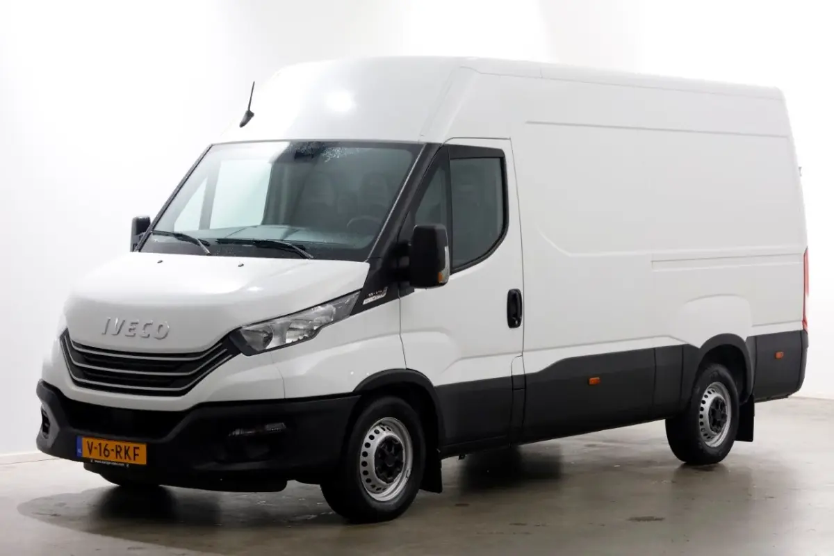 35S21 3.0 210pk L2H2 HiMatic Automaat Navi/Camera Trekgewicht 3500kg 10-2023