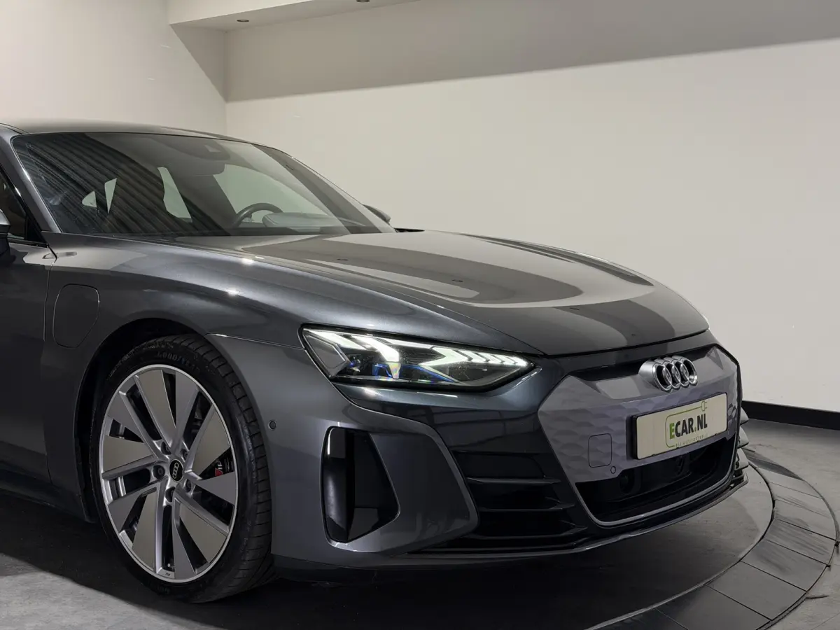 93 kWh | SOH 89% | Achterasbesturing | ACC | Nappa Leder | Laser LED