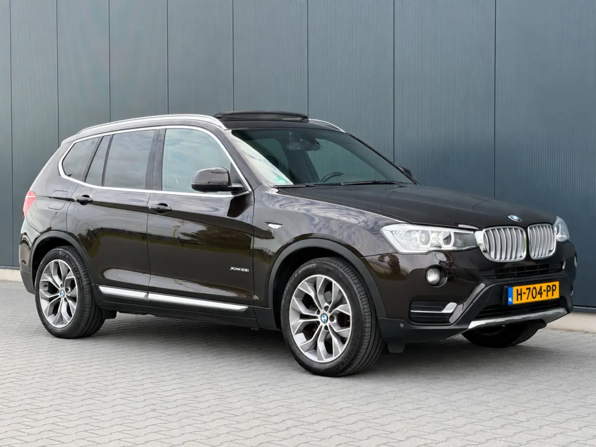 xDrive28I X-Line Xenon - Pano - Leder - Trekhaak - Keurige Auto