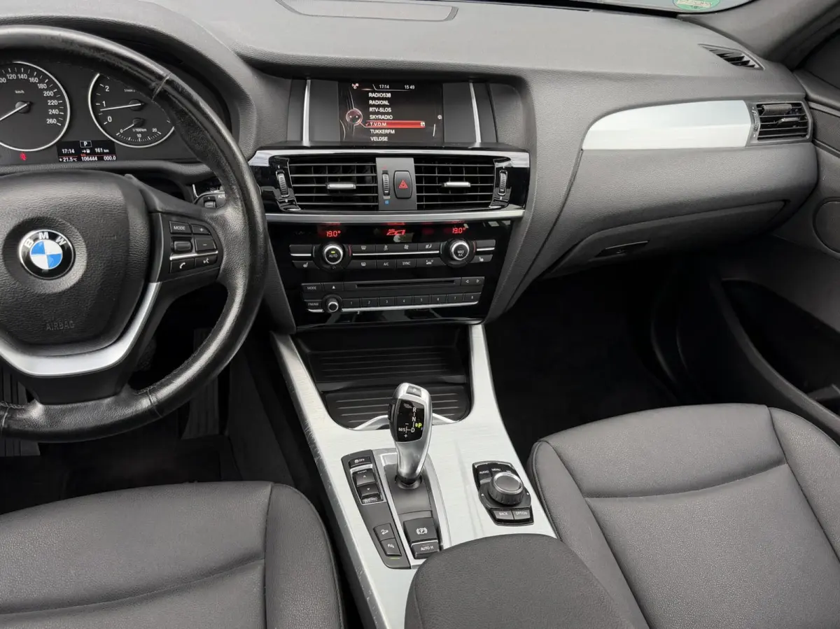 xDrive28I X-Line Xenon - Pano - Leder - Trekhaak - Keurige Auto