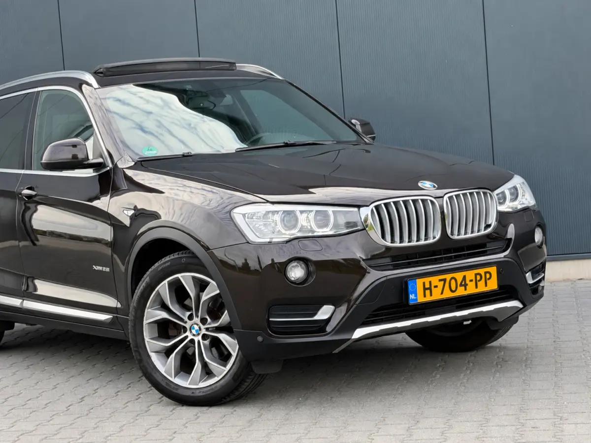 xDrive28I X-Line Xenon - Pano - Leder - Trekhaak - Keurige Auto