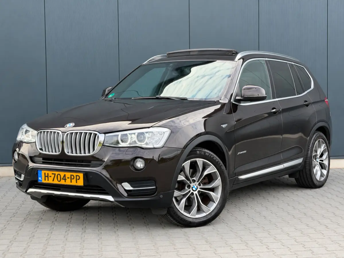 xDrive28I X-Line Xenon - Pano - Leder - Trekhaak - Keurige Auto