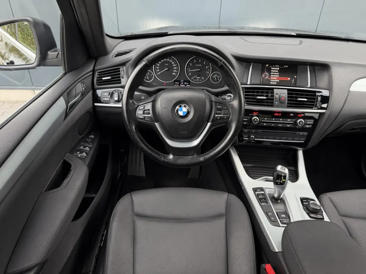 xDrive28I X-Line Xenon - Pano - Leder - Trekhaak - Keurige Auto