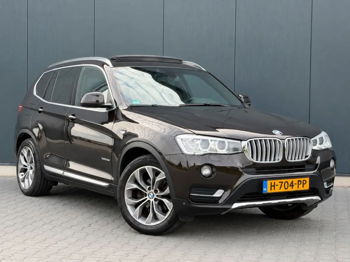 xDrive28I X-Line Xenon - Pano - Leder - Trekhaak - Keurige Auto