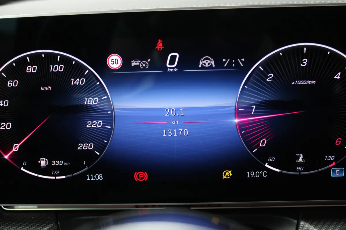 300d / DC / AMG / 4-Matic / Elec Stoelen / Luchtvering / Panorama / 360 Cam / Burmester / Vol Opties / NIEUWSTAAT