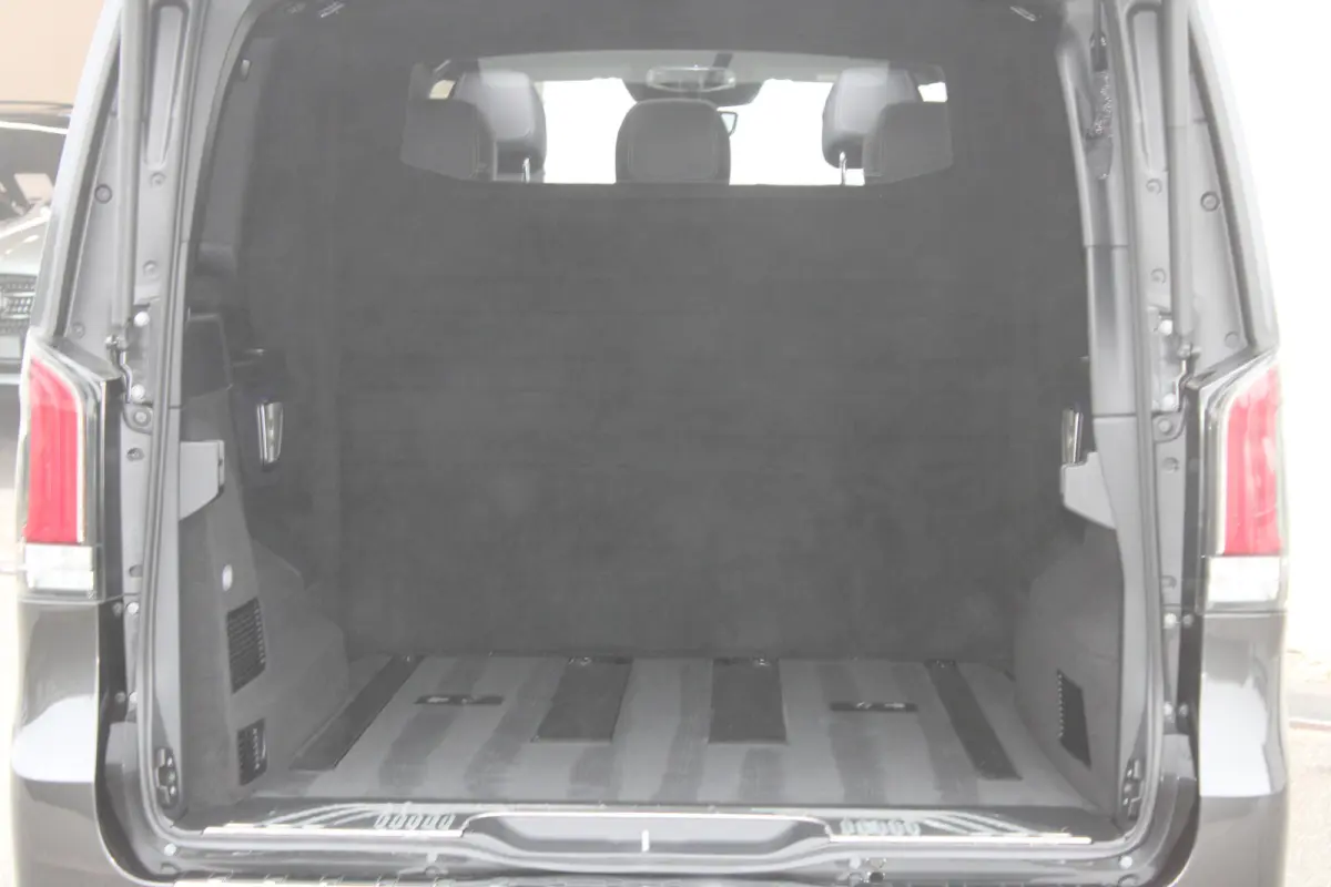 300d / DC / AMG / 4-Matic / Elec Stoelen / Luchtvering / Panorama / 360 Cam / Burmester / Vol Opties / NIEUWSTAAT