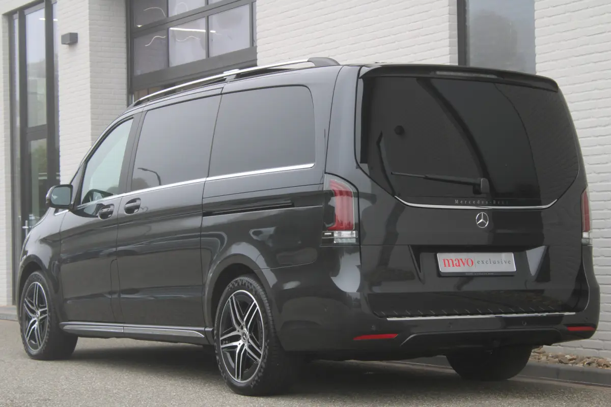 300d / DC / AMG / 4-Matic / Elec Stoelen / Luchtvering / Panorama / 360 Cam / Burmester / Vol Opties / NIEUWSTAAT
