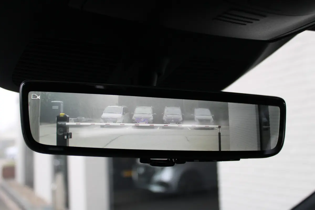 300d / DC / AMG / 4-Matic / Elec Stoelen / Luchtvering / Panorama / 360 Cam / Burmester / Vol Opties / NIEUWSTAAT