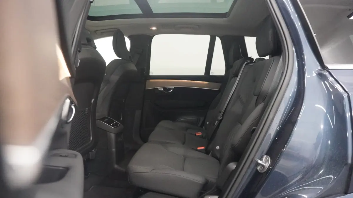 2.0 T8 Plug-in hybrid AWD Plus Bright ** FULL OPTIONS, PANO, TREKH, 21-inch LMV, H&K SOUND ** 41k onder NP - UNFALLFREI ** ** INFORMEER OOK NAAR ONZE AANTREKKELIJKE FINANCIAL-LEASE TARIEVEN 