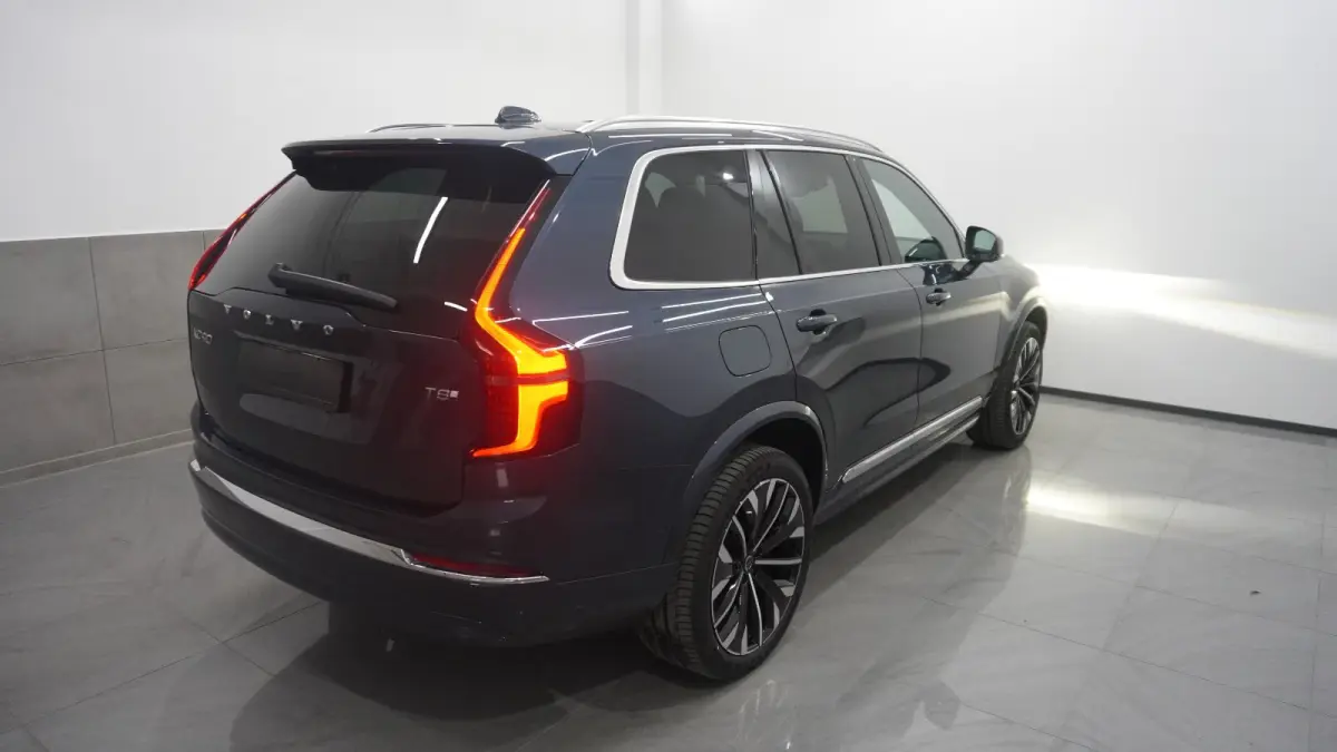 2.0 T8 Plug-in hybrid AWD Plus Bright ** FULL OPTIONS, PANO, TREKH, 21-inch LMV, H&K SOUND ** 41k onder NP - UNFALLFREI ** ** INFORMEER OOK NAAR ONZE AANTREKKELIJKE FINANCIAL-LEASE TARIEVEN 