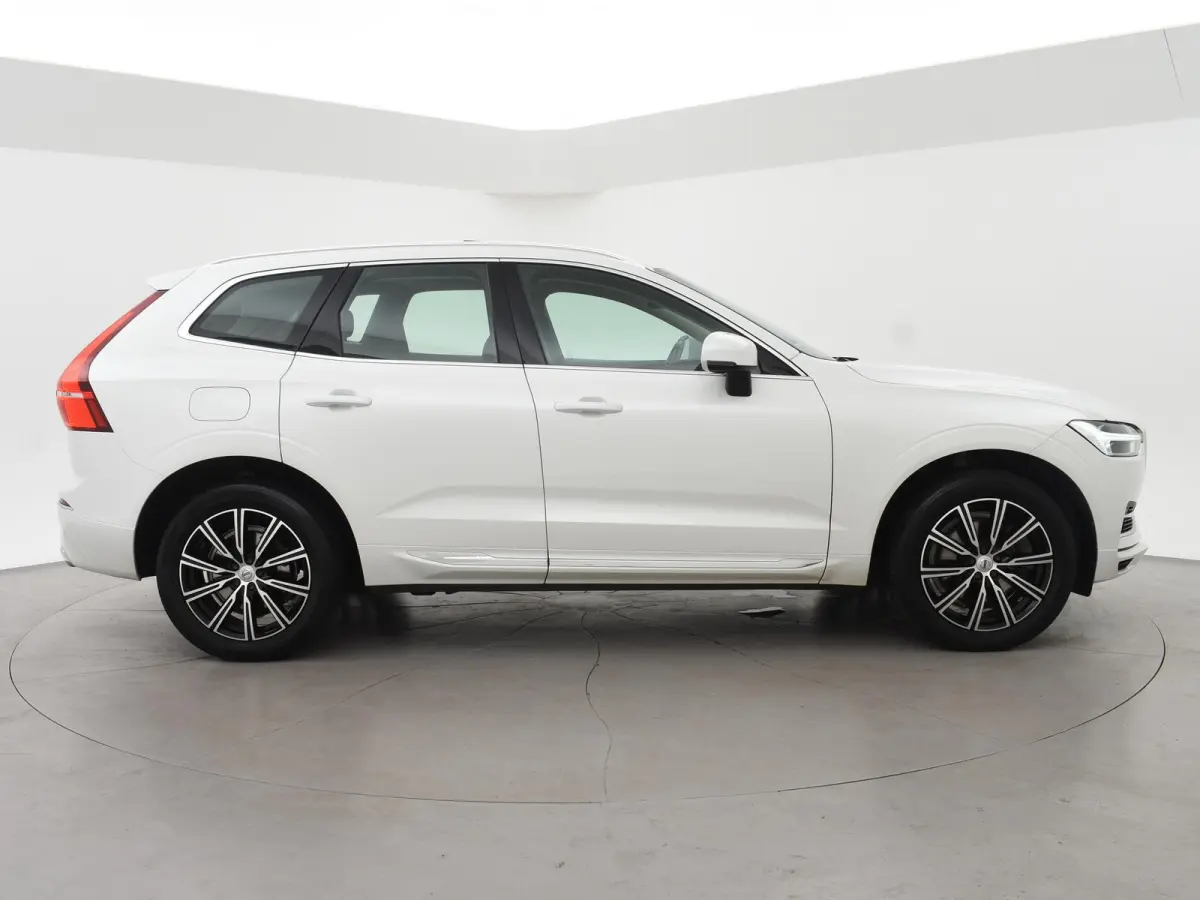 2.0 T8 TWIN ENGINE 390 PK AWD INSCRIPTION | TREKHAAK | PANORAMA | LEDER | 19 INCH