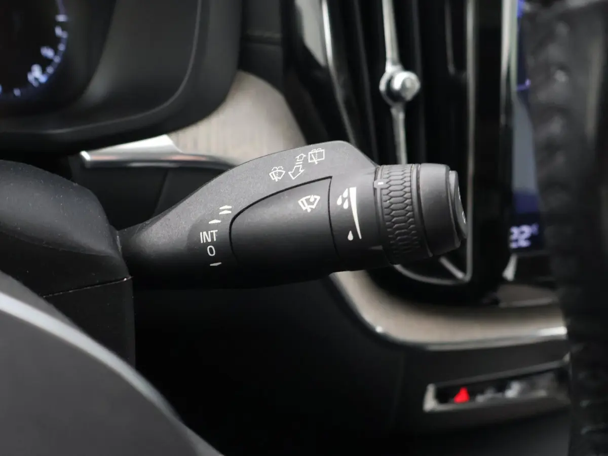 2.0 T8 TWIN ENGINE 390 PK AWD INSCRIPTION | TREKHAAK | PANORAMA | LEDER | 19 INCH