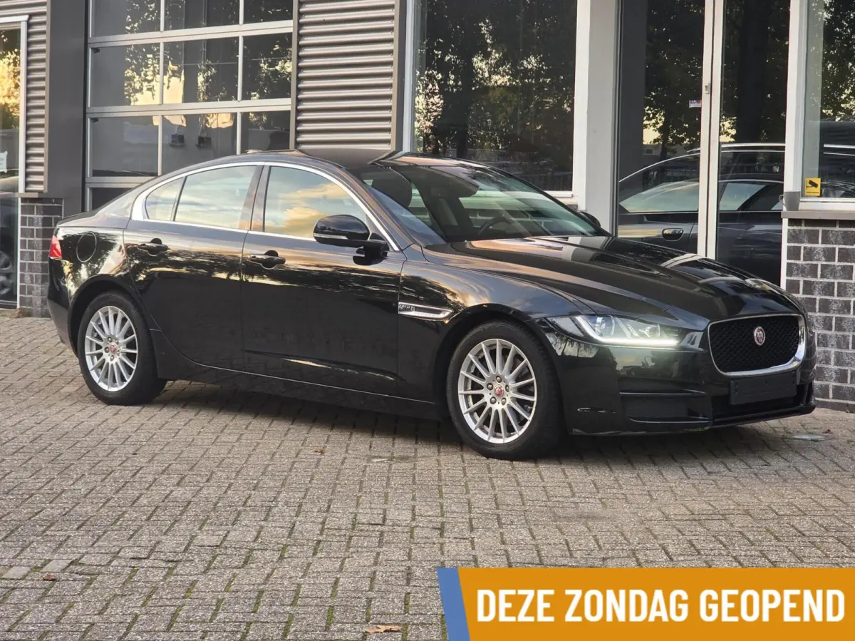 2.0 D Corporate Edition Prestige | Automaat | 81.433 km | Car-Pass | Leder | Stoelverwarming