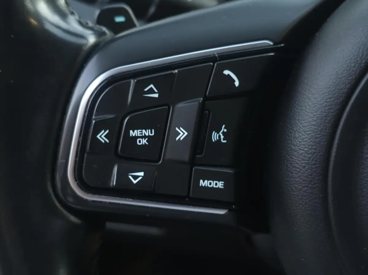 2.0 D Corporate Edition Prestige | Automaat | 81.433 km | Car-Pass | Leder | Stoelverwarming