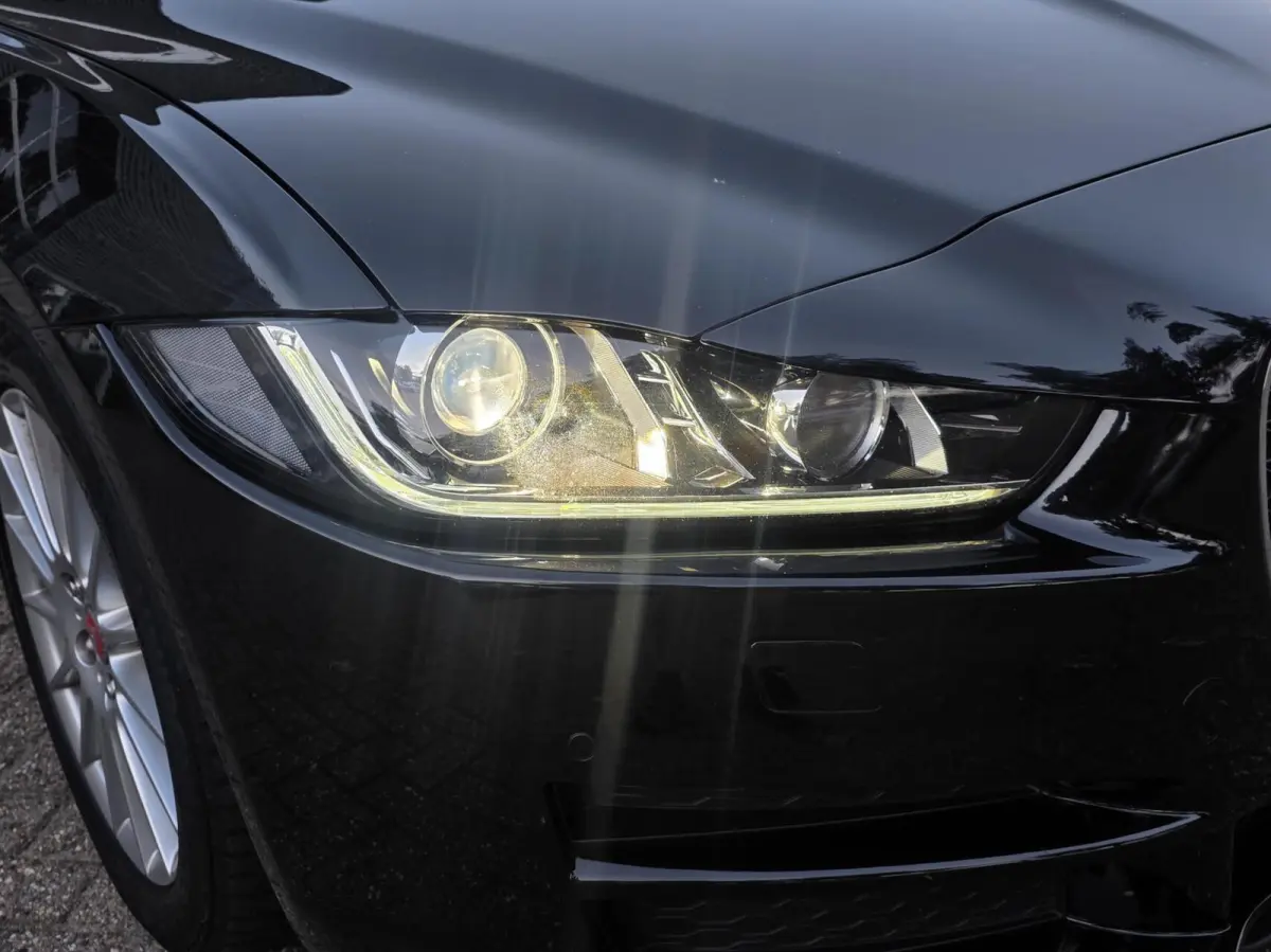 2.0 D Corporate Edition Prestige | Automaat | 81.433 km | Car-Pass | Leder | Stoelverwarming