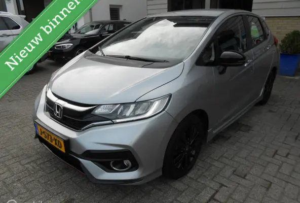 1.5 i-VTEC Dynamic Automaat 131 PK 68000 KM