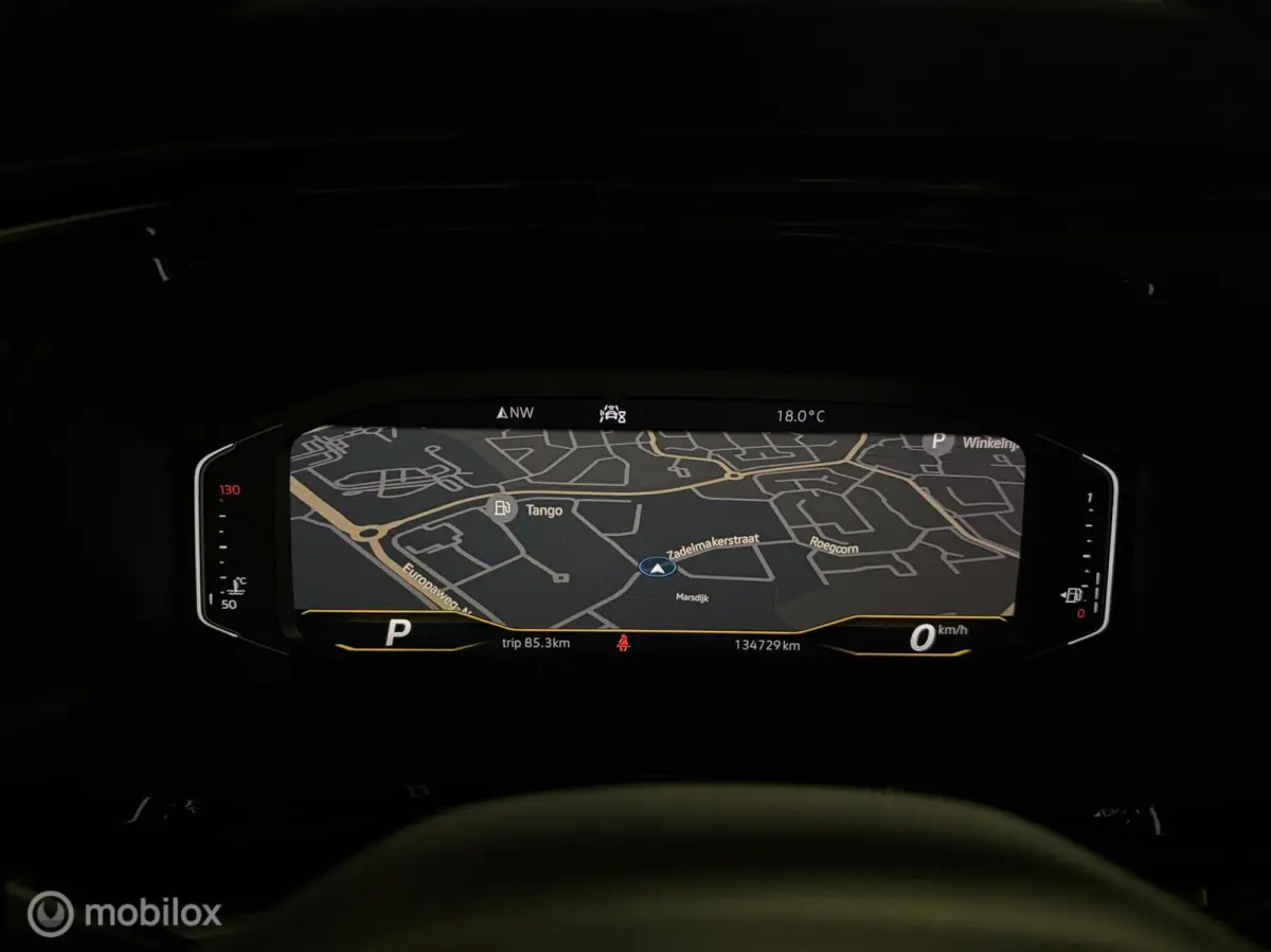 2.0 TDI L2H1 150 PK DUBBEL CABINE Highline BULLI 2x SCHUIFDEUR / AUTOMAAT / L2 / GESTOFFEERDE BAK / VIRTUAL DASH / LEDEREN INTERIEUR / 20'' LMV