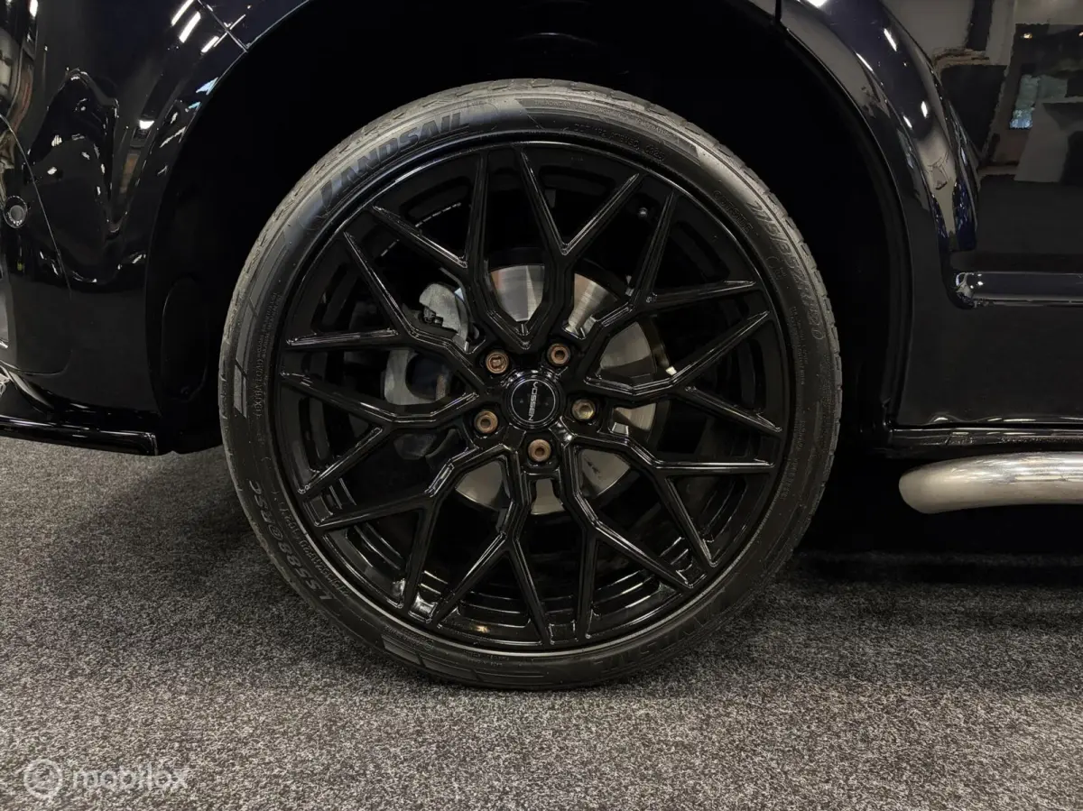 2.0 TDI L2H1 150 PK DUBBEL CABINE Highline BULLI 2x SCHUIFDEUR / AUTOMAAT / L2 / GESTOFFEERDE BAK / VIRTUAL DASH / LEDEREN INTERIEUR / 20'' LMV