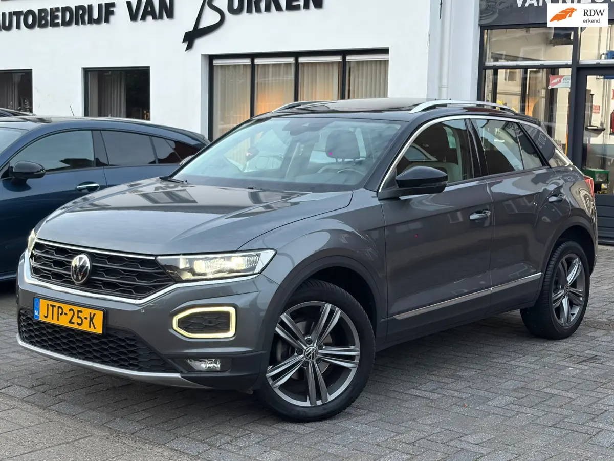 1.5 TSI Sport Business R,Apple Carplay navigatie,Pano,Camera,Climate Control