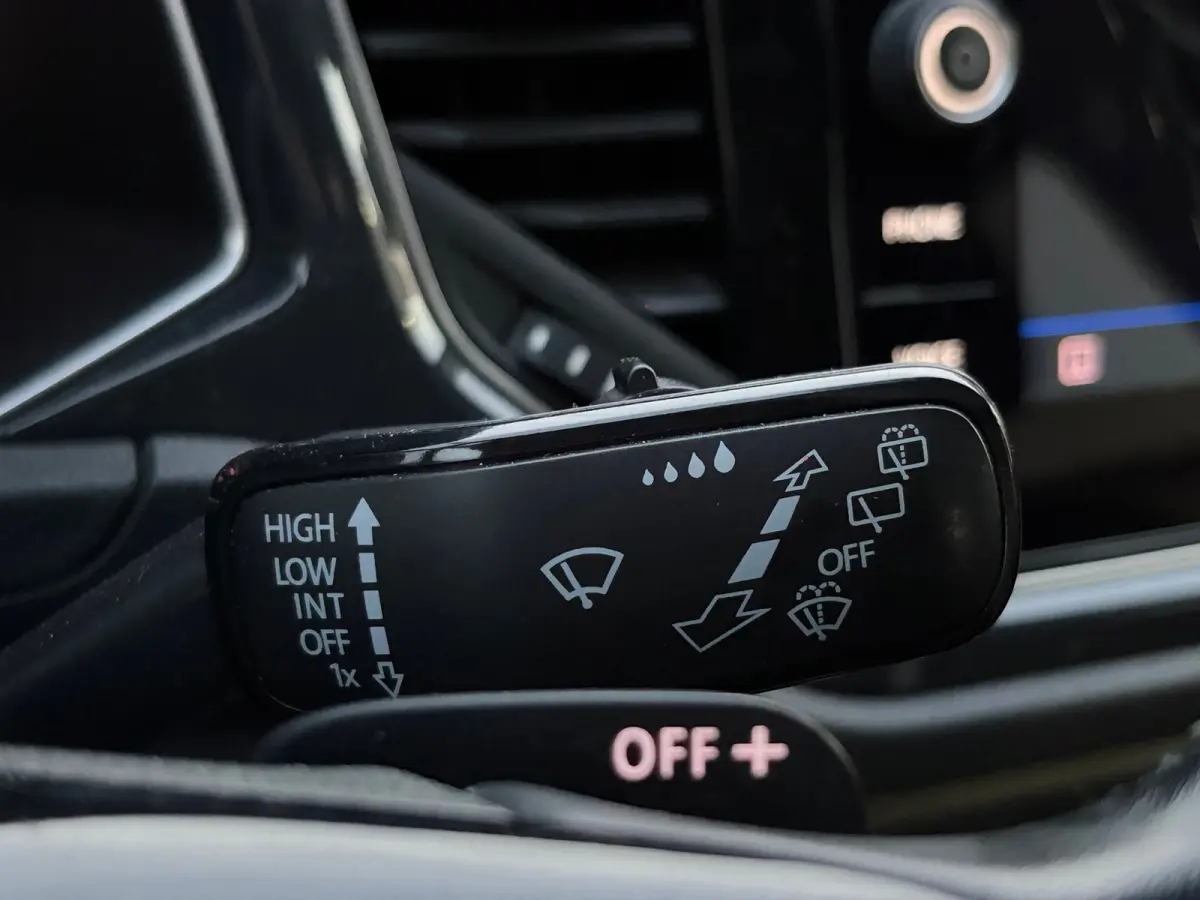 1.5 TSI Sport Business R,Apple Carplay navigatie,Pano,Camera,Climate Control